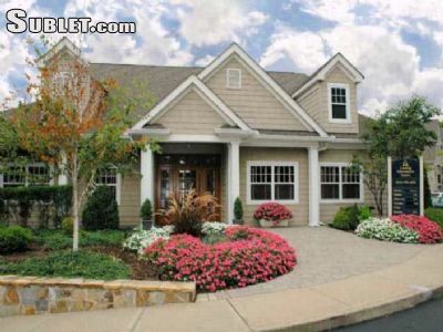 Building Photo - 100 Avalon Dr E