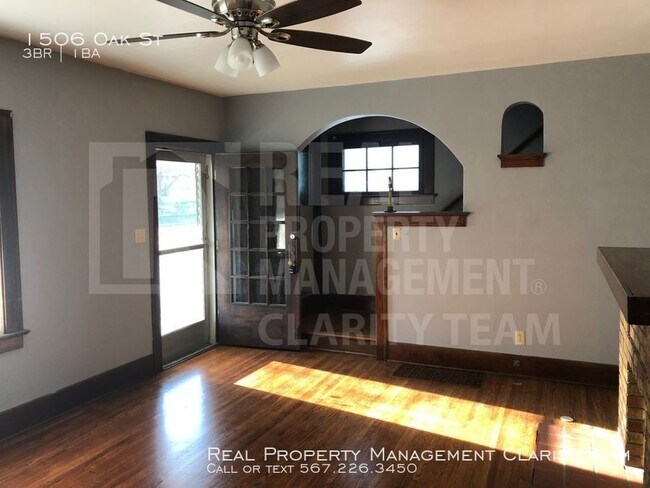 Building Photo - Beautiful 3 bed/1 bath Home in East Toledo