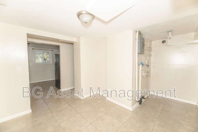 Foto del edificio - 1723 Bayo Vista Ave