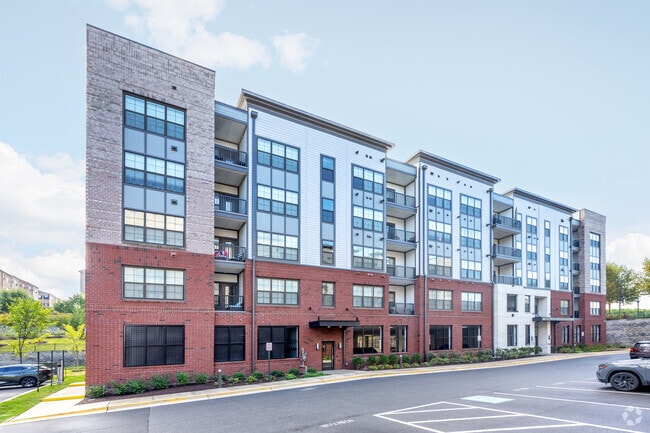 The Flats at National Harbor