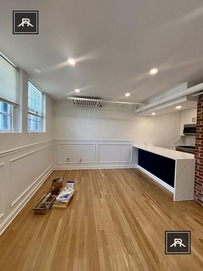 Foto del edificio - 2 bedroom in Brookline MA 02445