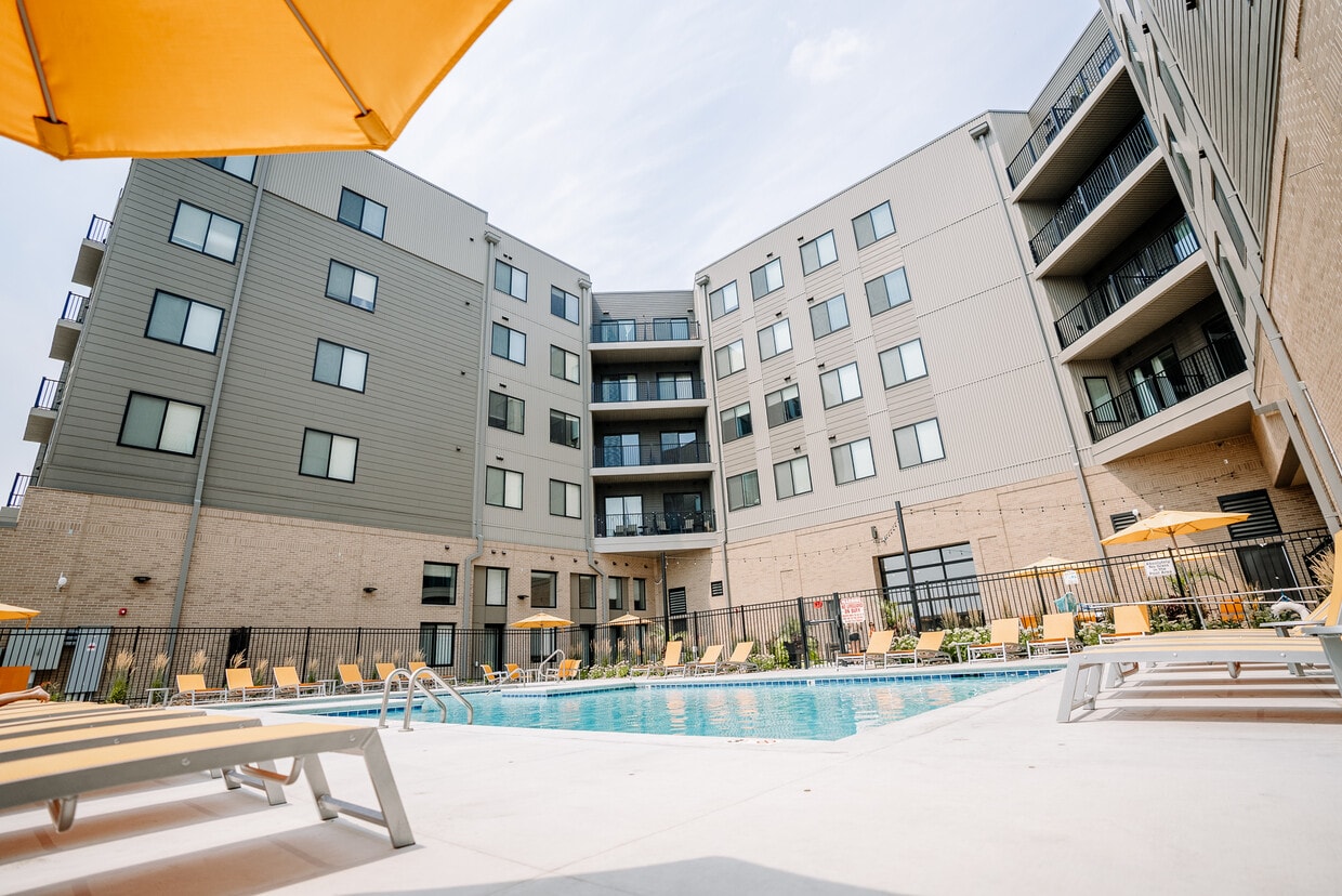 The Flats at Leighton District Apartments in Lincoln, NE