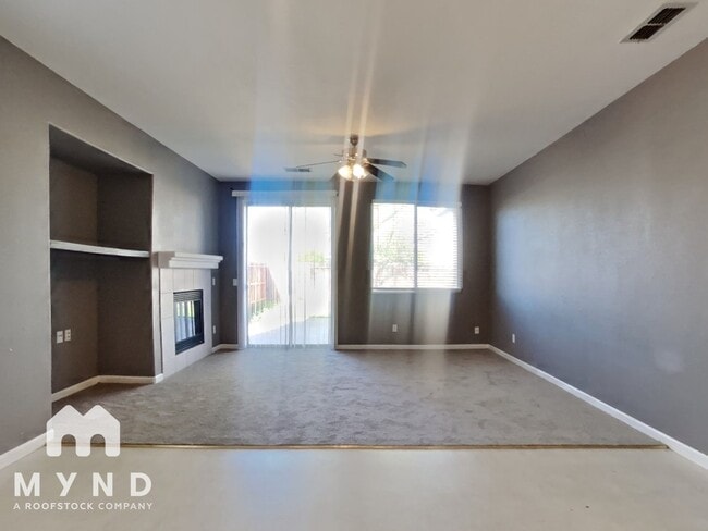 Building Photo - 5945 Caddington Way