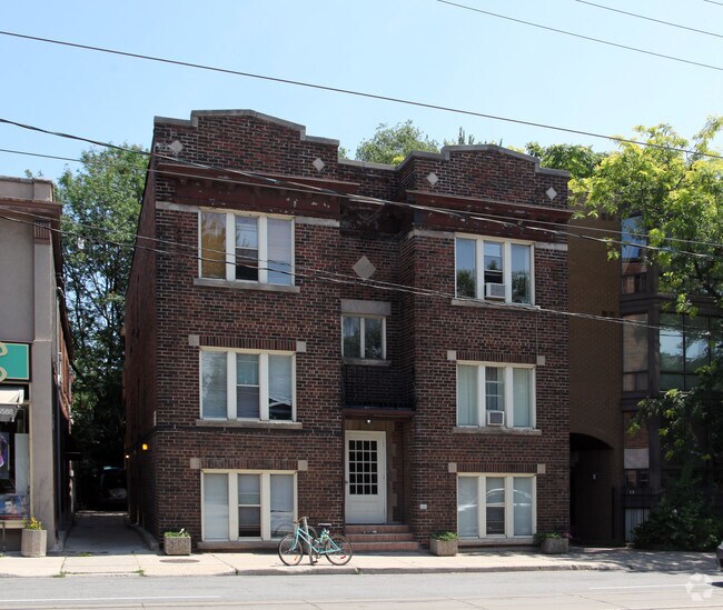 Foto principal - 1065 Bathurst St