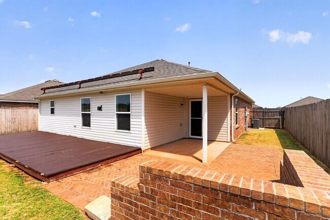 Foto del edificio - 13113 Camden Dr