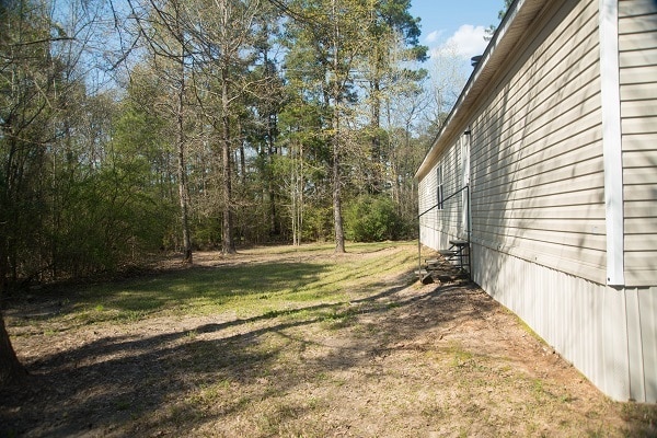 Building Photo - 317 Pinewood St