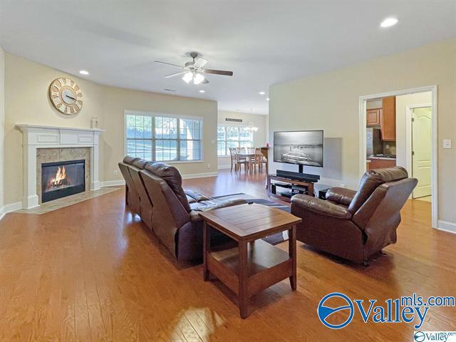 Foto del edificio - 131 Winding Creek Rd NW