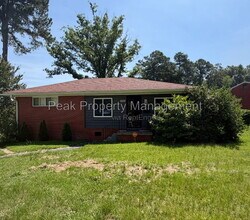 Building Photo - 2105 Fort Rice St