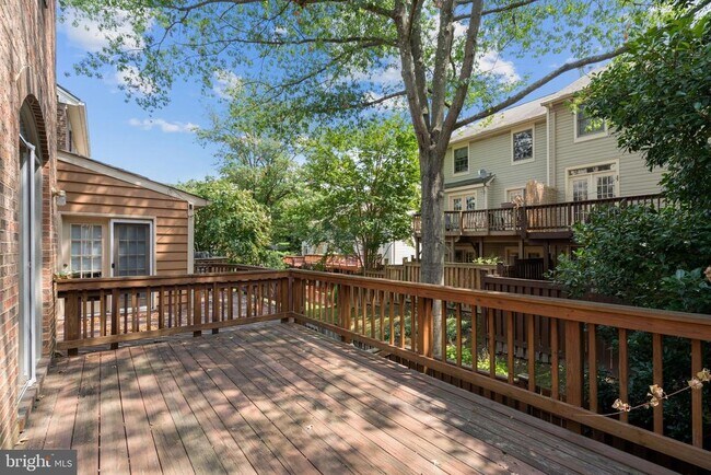 Building Photo - 3915 Green Look Ct