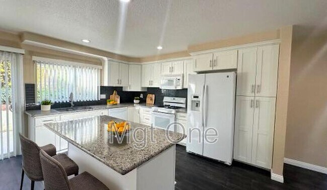 Foto del edificio - 1899 Dawn Ridge Dr