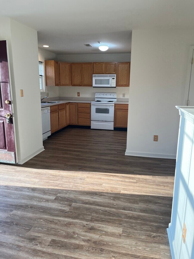 Foto del edificio - 211 Prairie Ct