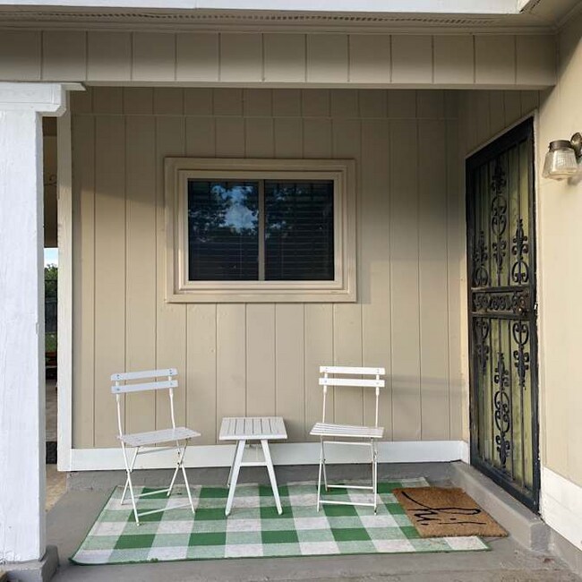 Building Photo - 001 Westwood