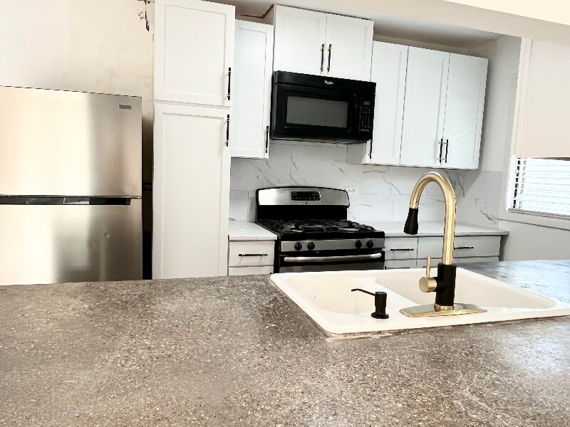 Foto principal - 29W640 Winchester Cir N