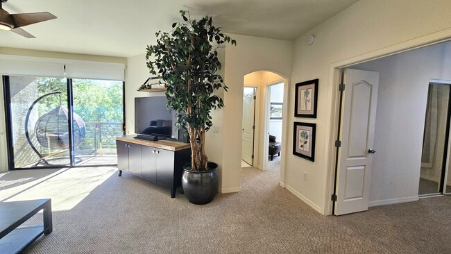 Building Photo - 6900 E Princess Dr