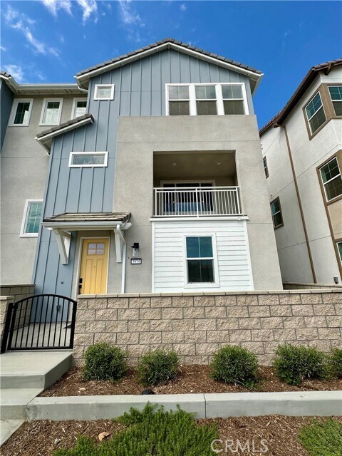 Primary Photo - 5974 Altyn Dr