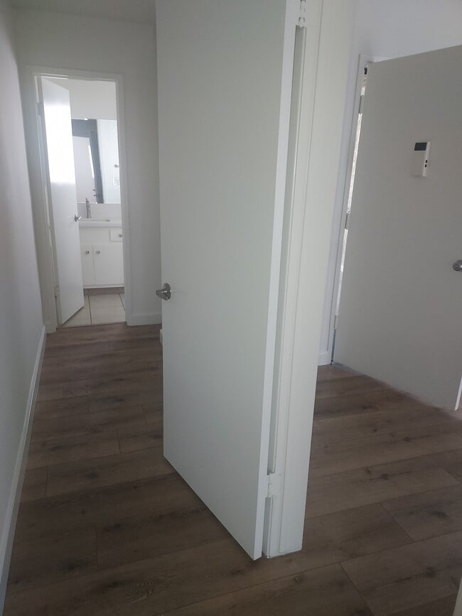 Building Photo - 1247 Federal Ave