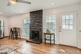 Building Photo - 2704 Wheless Ln