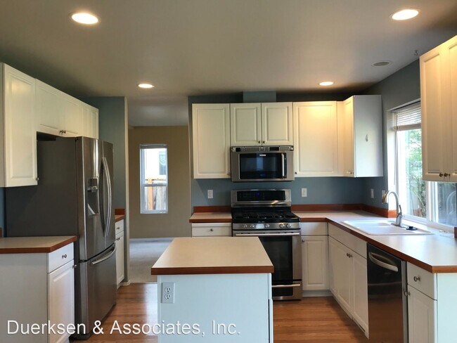 Building Photo - 3 br, 2.5 bath House - 4959 SW Roseberry