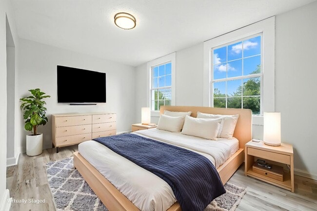 Foto del edificio - 260 E Beecher St