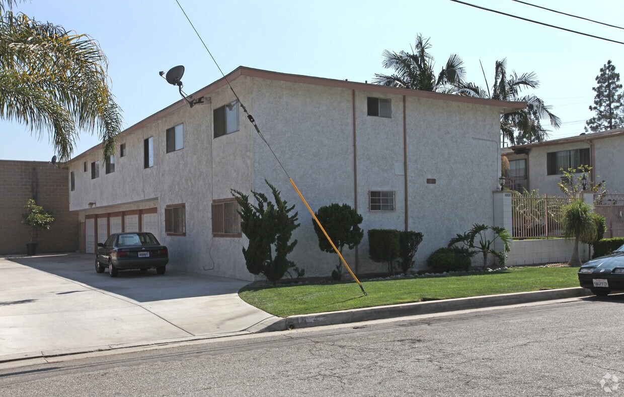 11620 E Woodville Dr, El Monte, CA 91732 Apartments at 11620 E