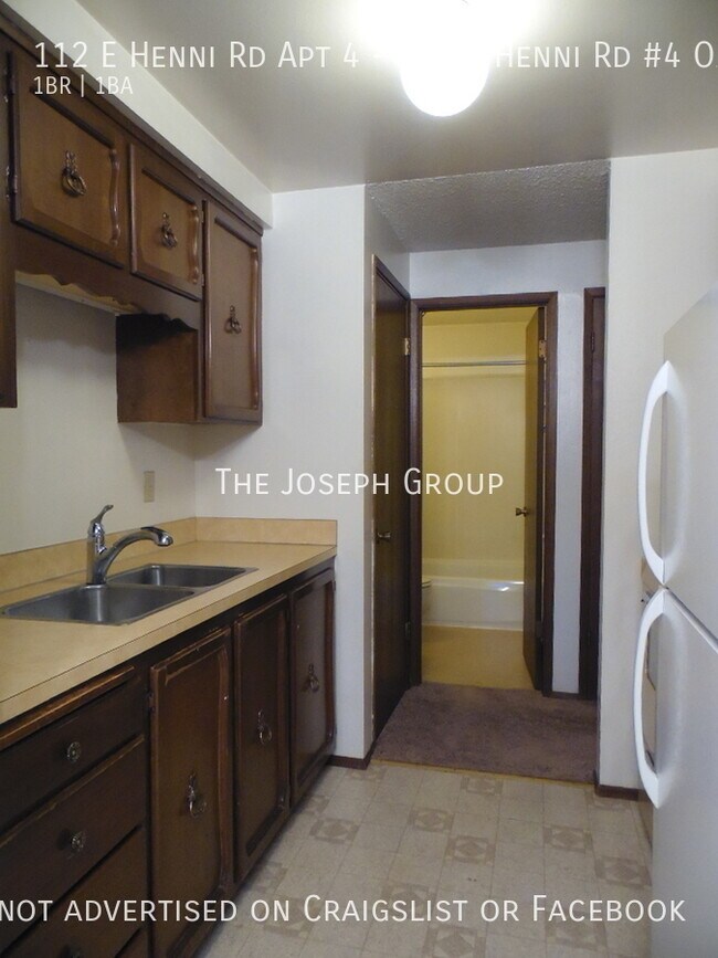 Building Photo - Cozy 1 bedroom / 1 bath unit located in wo...