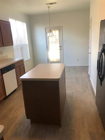 Building Photo - 716 Kristi Ln