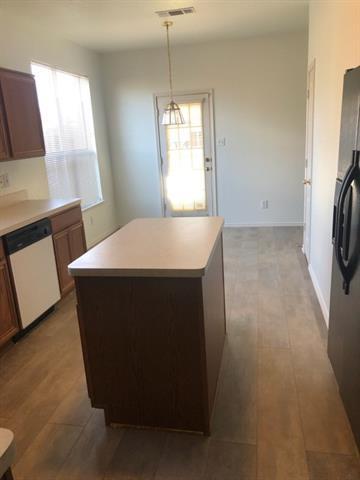 Foto del edificio - 716 Kristi Ln