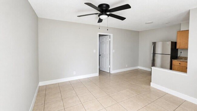 Foto del edificio - 435 NW 41st St