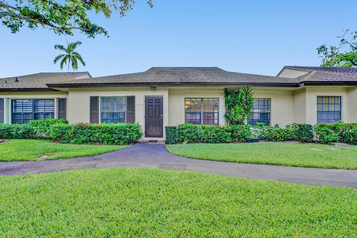 Primary Photo - 7532 Nova Dr