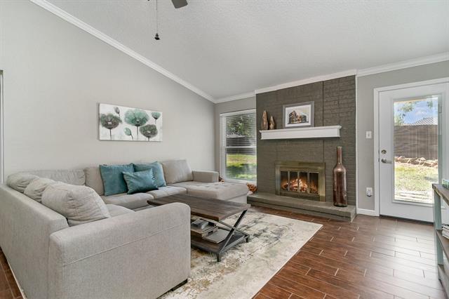 Building Photo - 1734 Hemlock Ct