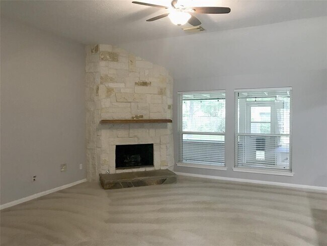 Building Photo - 6702 Dillon Dr