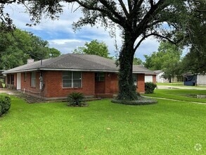 Building Photo - 2603 Goldenrod St