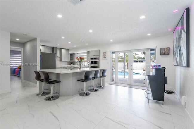 Foto del edificio - 10450 NW 19th St