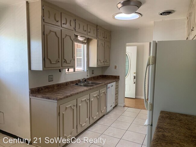 Building Photo - 3 br, 2 bath House - 4008 Country Club Drive