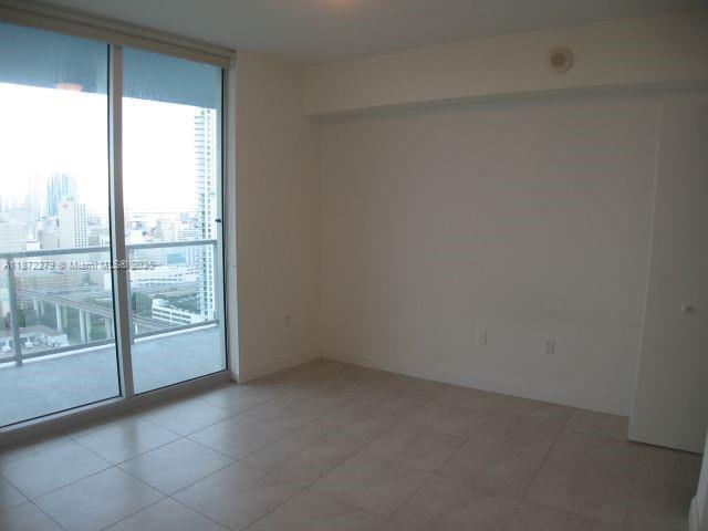 Foto del edificio - 185 SW 7th St