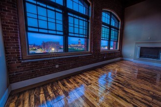 Building Photo - Pacific Mill Lofts