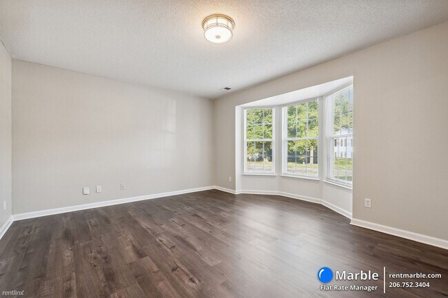 Foto del edificio - 5 br, 2.5 bath House - 12408 High Valley Ln