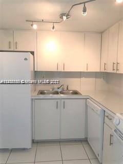 Foto del edificio - 2600 Collins Ave