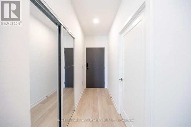 Building Photo - 9751 Markham Rd