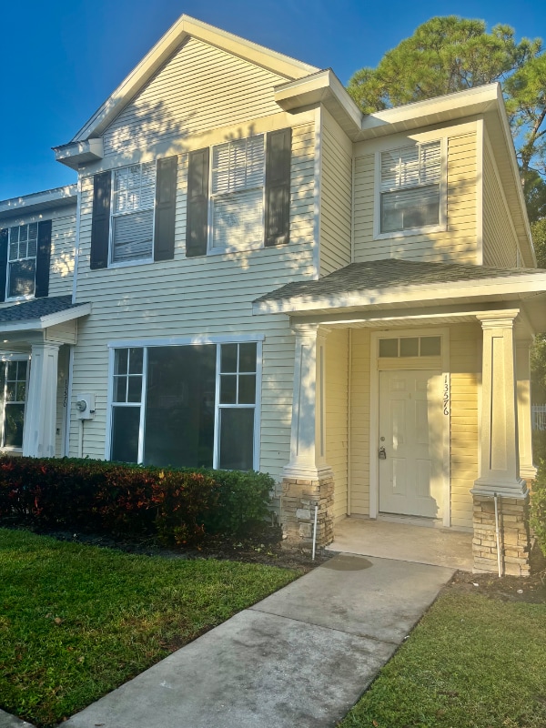 Foto principal - 13576 Forest Lake Dr