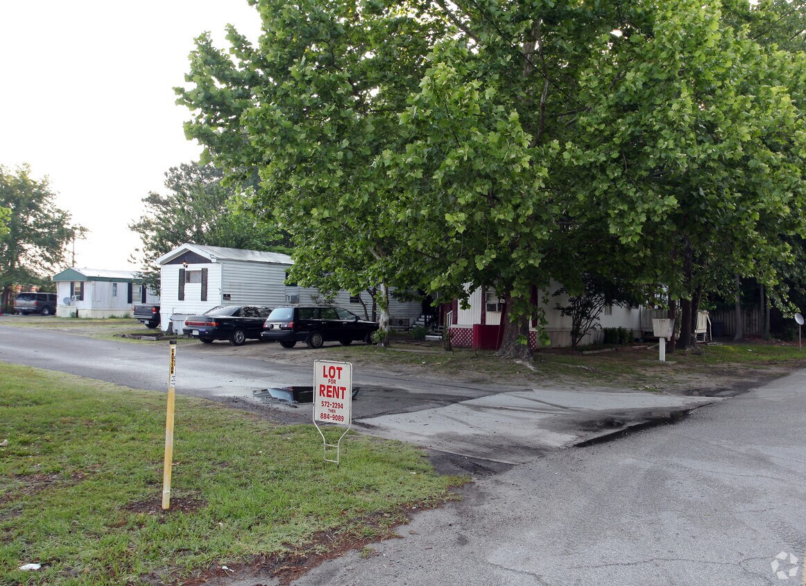 23672398 Dunlap St, Charleston, SC 29406 Apartments in Charleston