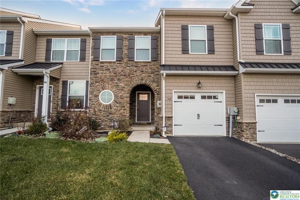 Foto principal - 164 Maureen Ln