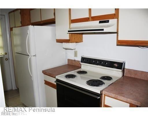 Building Photo - 2 br, 1 bath House - 438 Lester Road Unit 5