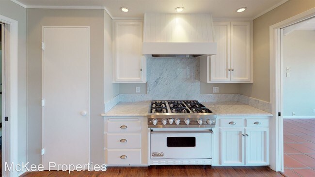 Foto del edificio - 3 br, 2 bath House - 409 First Street