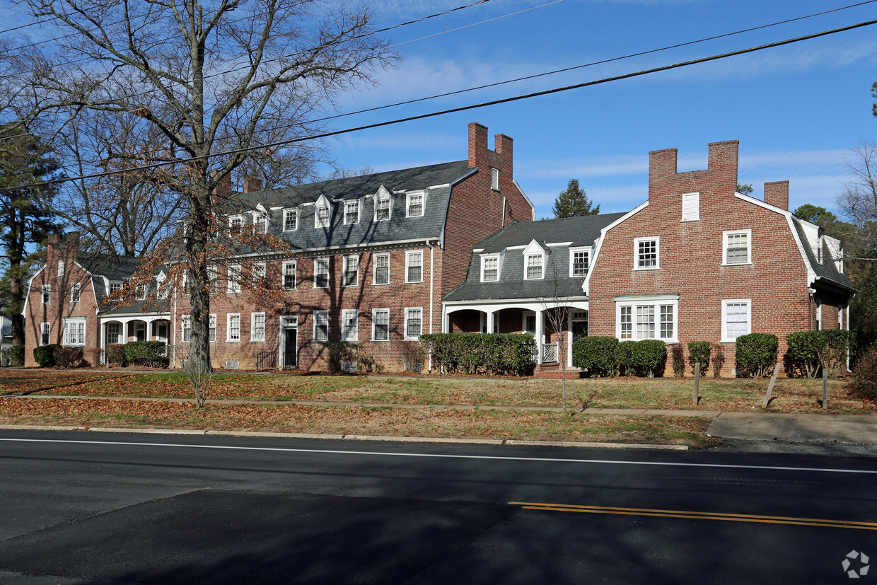 Foto principal - Forest Hill Avenue Apartments