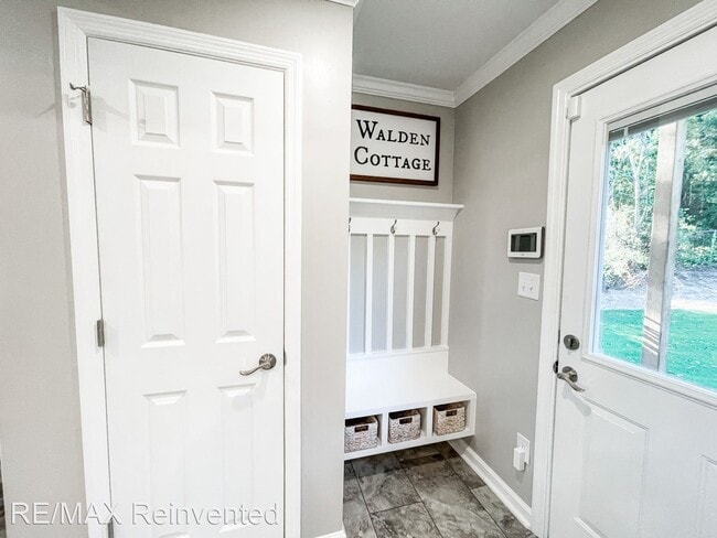 Foto del edificio - 3 br, 1.5 bath House - 2305 Walden Drive