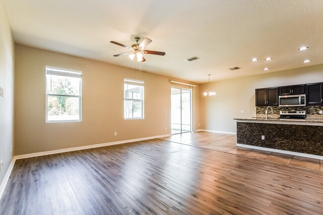 Building Photo - 2730 Limerick Cir