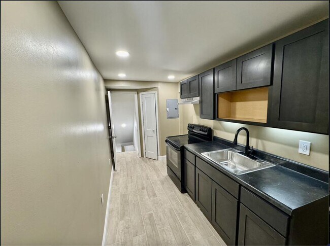 Foto del edificio - 1657 Granite St