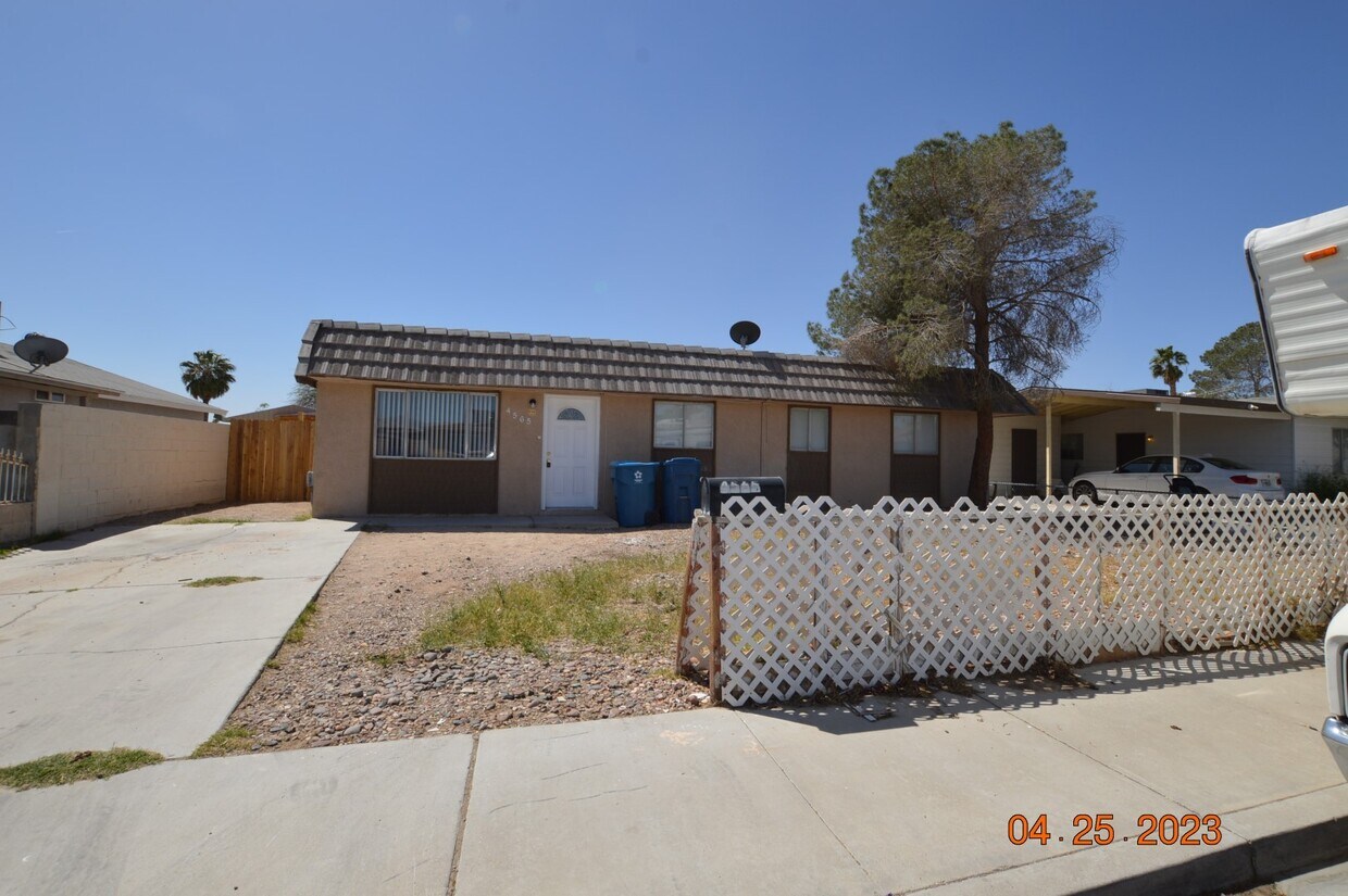 4565 Payson Ave, Las Vegas, NV 89115 House for Rent in Las Vegas, NV