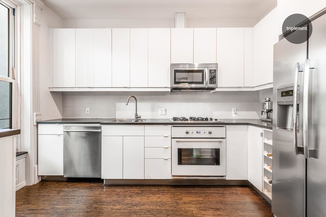 Foto del edificio - 811 Halsey Street